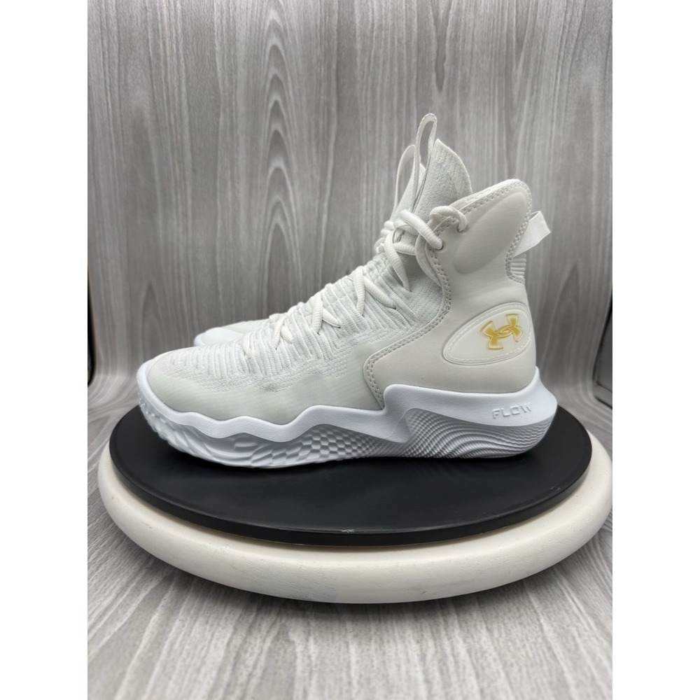 Under Armour Flow Highlight Ace Womens Sz 6.5 White Volleyball Shoes 3027083-100